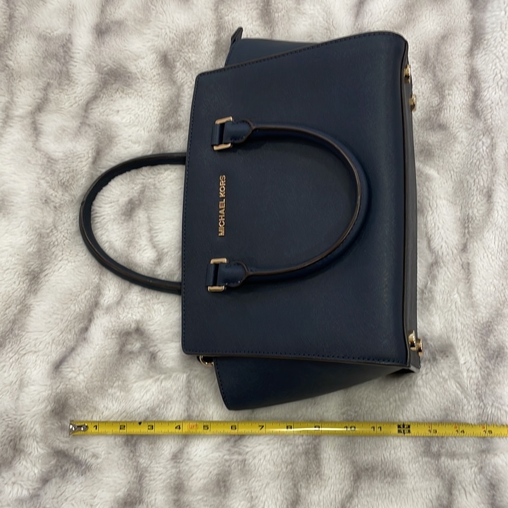 Michael Kors Selma - Picture 9 of 14